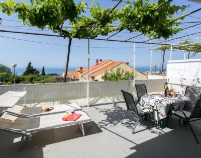 Apartment DU-004