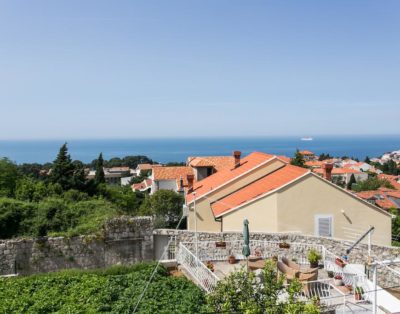 Apartment DU-004