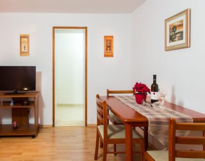 Apartment DU-004