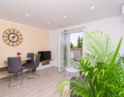 Apartment CT-003
