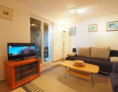 Apartment CT-008